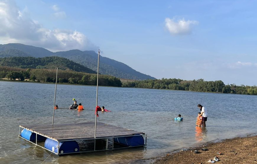 สวนก้อนทอง ลานกางเต็นท์